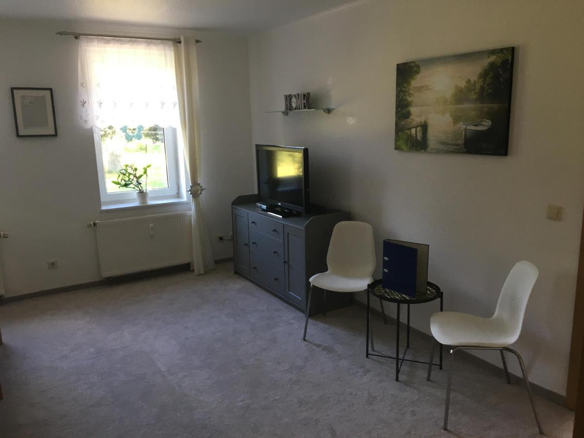Ferienwohnung Am Goethe Park Fuer 2 Bis 3 Personen Jena Exterior photo